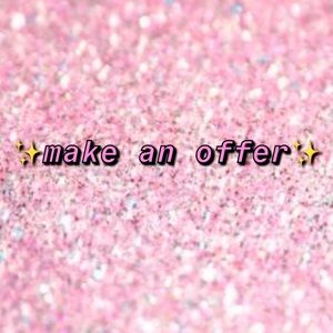 Offers are welcome!💗